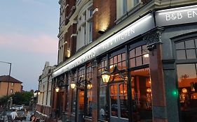 Oyo The Kilburn Arms